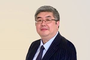 Mr Christopher Chan Surgeon